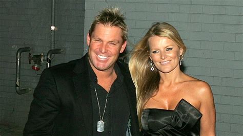 Shane Warne Dead Why Cricket Legend Liz Hurley Broke Up Dating Life Au — Australia