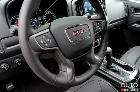 2021 Gmc Canyon At4 Pictures Auto123