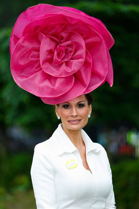 The Craziest Hats Fascinators From Royal Ascot Hut Caroline Reboux