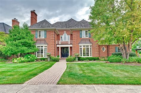 Traditional Style Hinsdale Home 165m Chicago Tribune