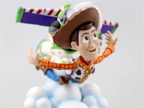 Dan The Pixar Fan Toy Story Buzz And Woody Q Fig Max Figurine By Qmx