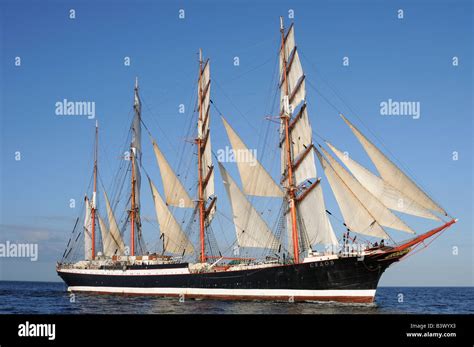 Barque Sedov Hi Res Stock Photography And Images Alamy