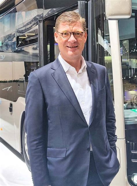 Daimler Buses The Glocal Approach