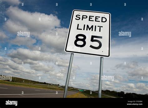 Highway Sign 130 Hi Res Stock Photography And Images Alamy