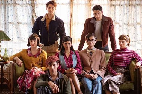 Zoya Akhtar Unveils Her New OTT Film The Archies Suhana Khan Khushi
