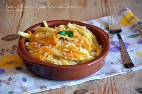 Pasta con Pomodorini gialli del Piennolo del Vesuvio | Il ...