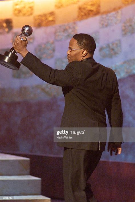 Jamie Foxx At The 33rd Naacp Image Awards At The Universal News