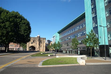 Submitted 1 day ago by madlockukmaddison. De Montfort University - Wikiwand