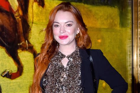 Lindsay Lohan owes $365K for book she never wrote: lawsuit