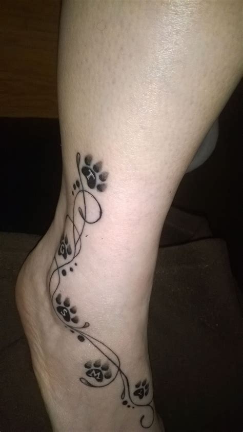 Love This Paw Tat For Some Of Our Beloved Pets Cat Paw Tattoos Tribal