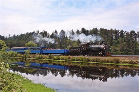 Youll Love This Magical Train Ride Along The Oregon Coast