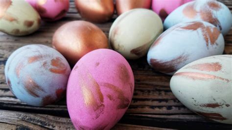 Decorative Easter Eggs Easter Eggs Metallic Eggs Metal Leaf Eggs