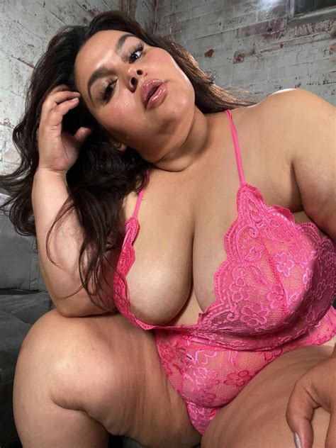 Tw Pornstars Karla Lane Bodypositive Twitter On Wednesdays We Wear