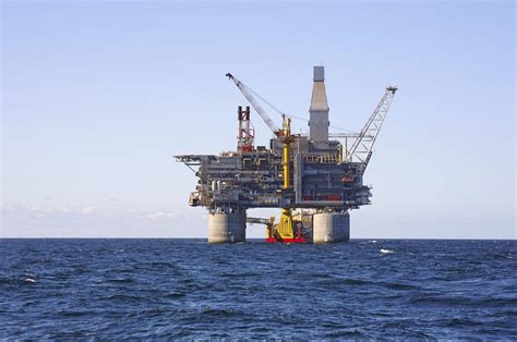 Преимущества бурения нефтяных скважин — СвайПром — портал о сваях и