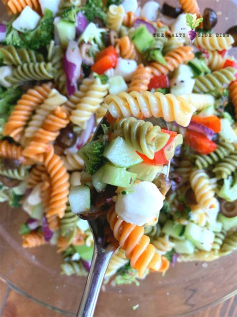 Tri Color Rotini Pasta With Italian Dressing Crunchy Fresh Vegetables