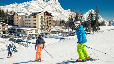 Cortina Dampezzo Ski Resort Holiday Accommodation Holiday Houses