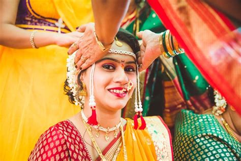 The Beauty Of Marathi Weddings Bride Indian Wedding Photography