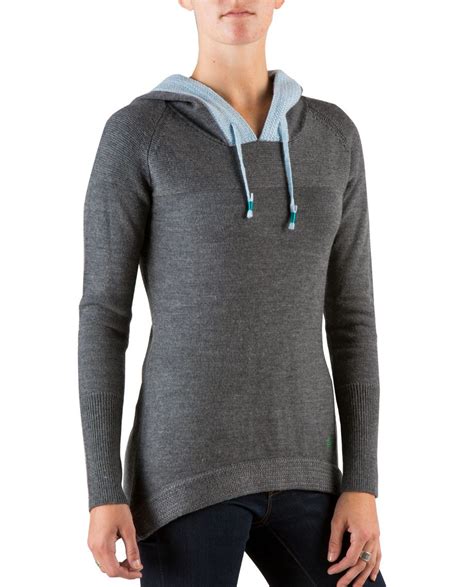 Vital Features Of Hooded Sweaters