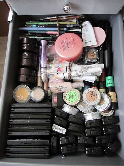 34 Ways To Organize Makeup And Beauty Products Like A Pro Digsdigs