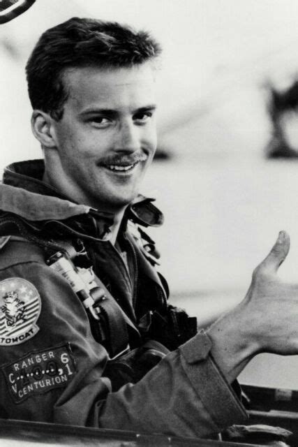 234447 Anthony Edwards As Goose In Top Gun Wall Print Poster Us Ebay