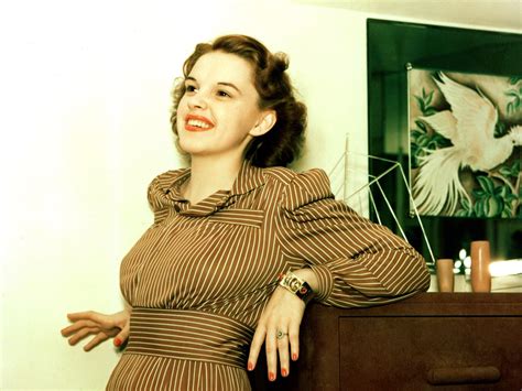 Judy Garland Así Fue La Dura Vida De La Icónica Actriz