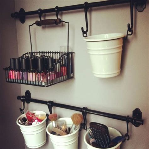 Check out diy eyeshadow on top10answers.com. 20 Modern DIY Makeup Organizers With Romantic Feel | Home Design And Interior