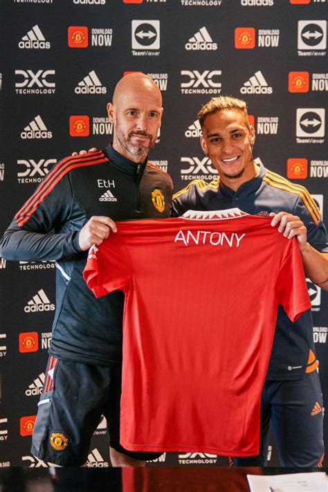 Antony Pictured Wearing Manchester United Shirt After Sealing £81m Move