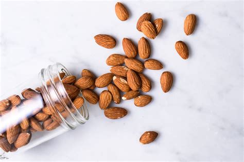 Almonds Benefits Side Effects Nutrition Value And Facts