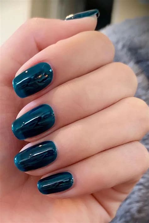 The Fall Nail Polish Trends Celebrities Are Already Wearing Fall Nail