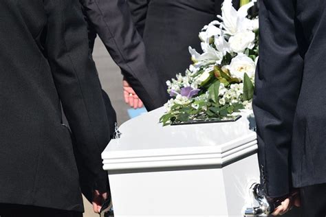 Funeral Etiquette Guide Cope Memorials