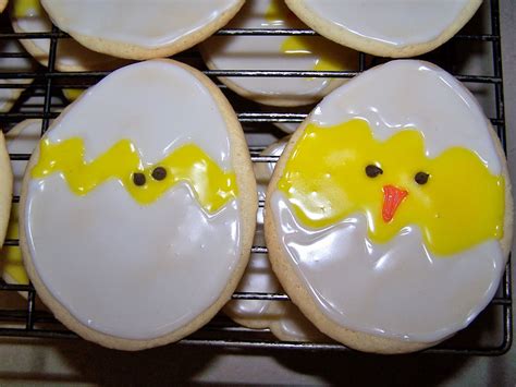 #cookies #pillsbury cookies #want #i want some #food #yum #sweets #holidays #valentines day #christmas #halloween #thanksgiving #easter. Heather's Recipes: Easter Cookies