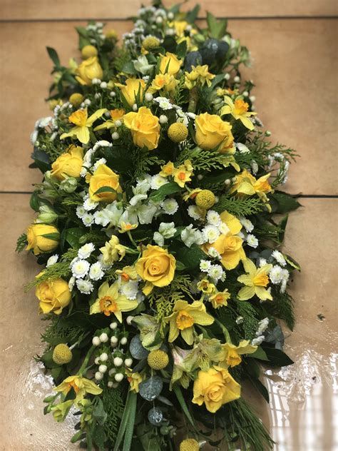 Yellow And White Coffin Spray Funeral Flowers Funeral Sprays Casket