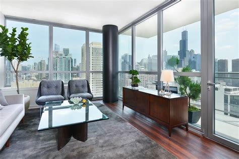 This unique apartment is situated on the upper level above popular commercial units. apartments for rent under 800 in illinois studio chicago ...