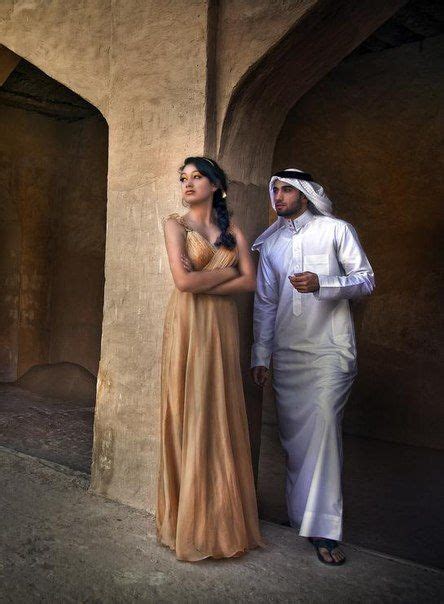 Pin De Sabi Arifi Em Arab Life Beleza árabe Ideias Fashion Mulheres árabes