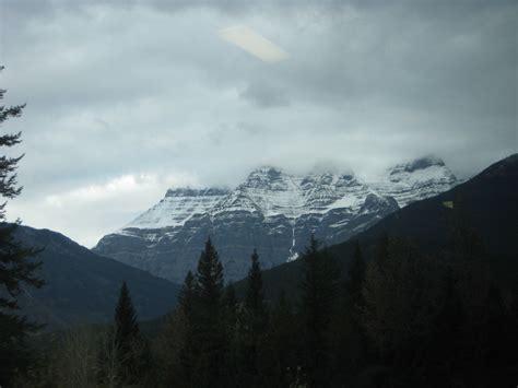 Mount Robson The Highest Point In The Canadian Rockies Flickr