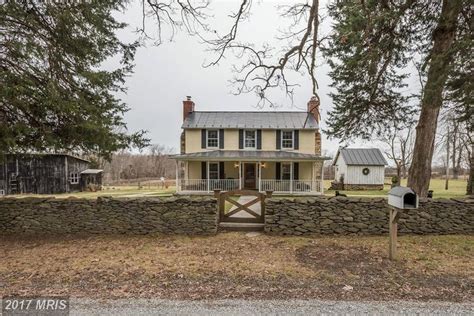 Sweet House Dreams 1880 Quaker Farmhouse In Bluemont Virginia