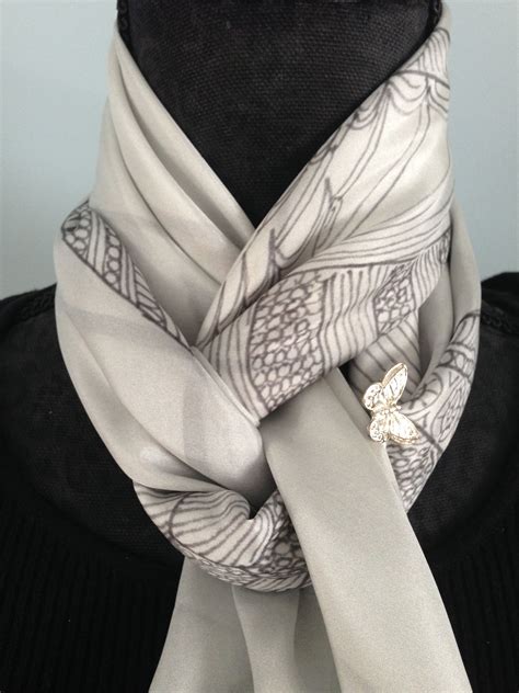 art scarf ways to tie scarves chetna singh silk scarves ways to tie scarves art scarves