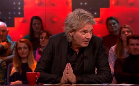 Woorden schieten tekortin woorden schieten tekort, een nieuwe videoserie op onze site, vertellen mensen aan pianiste/zangeres iris hond welke nummers voor hen bijzondere waarde hebben. matthijs-van-nieuwkerk-dwdd.jpg | Blik op nieuws