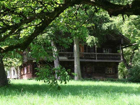 Find out more about haus am waldrand in hopfgarten im brixental, austria. Ferienhaus Waldhaus, Bayern, Niederbayern, Bäderdreieck ...