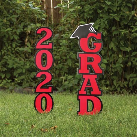 Red 2020 Grad Yard Signs In 2020 Graduation Poster Graduation Yard