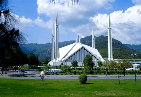 Faisal Masjid Islamabad Crayon