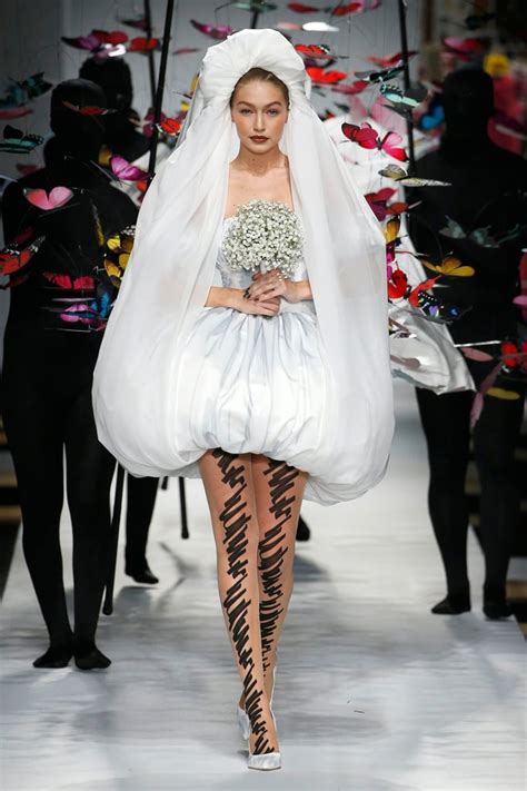 Gigi Hadid Moschino Bride Milan Spring 2019 Popsugar Fashion Uk