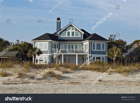 7190 Beach House Mansion Images Stock Photos And Vectors Shutterstock