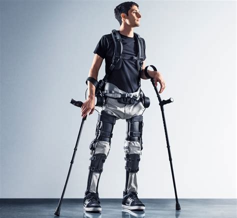 Maybe you would like to learn more about one of these? Um rapaz paraplégico voltou a andar graças a este ...
