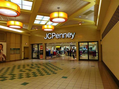 Jcpenney Mall Entrance Ashtabula Here Is The Jcpenney Depa Flickr