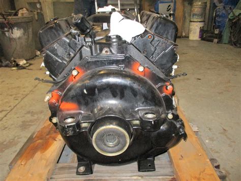 The small block chevy 305 engine was introduced in 1976 as a fuel economy engine. Mercruiser or OMC 198 HP V8 Chevy GM 305 CI Engine Motor | eBay