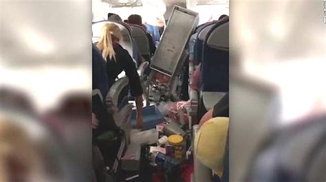Injured After Severe Turbulence On Delta Flight Cnn Video