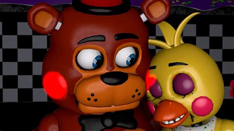 Toy Chica Kisses Foxy