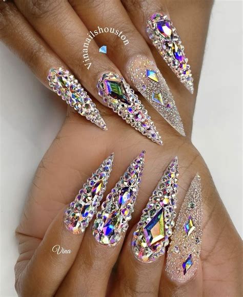 Bling Nail Designs And Nail Art Ideas In 2020 Stylish Nails Latest