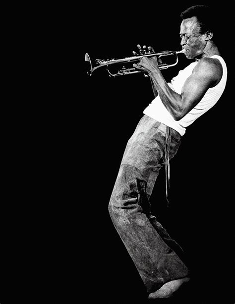 Born in illinois in 1926, he traveled at age 18 to new york city to pursue music. Miles Davis | What I See
